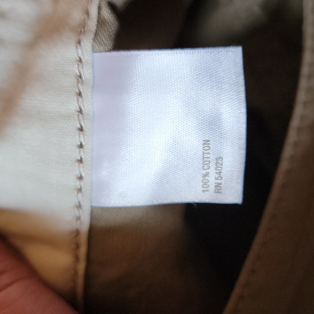 Tan capris - Picture 8 of 8
